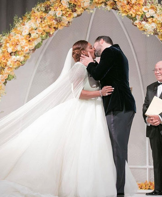 main pic serena wedding