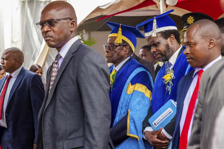 Mugabe-first-appearance44