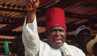 Victor-Umeh-campaigns-for-APGA