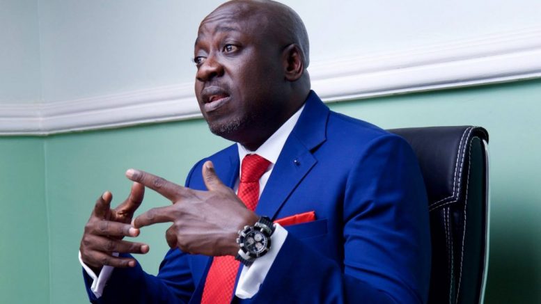 bolaji-abdullahi-signal-1050x713-777x437