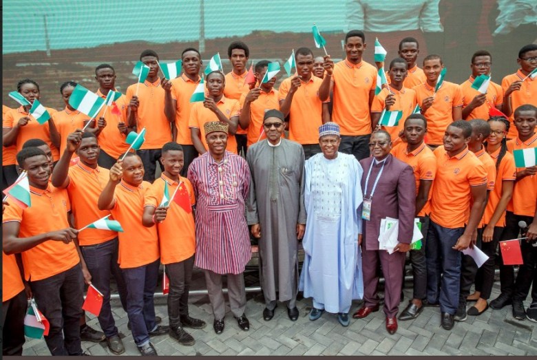 buhari and students in china