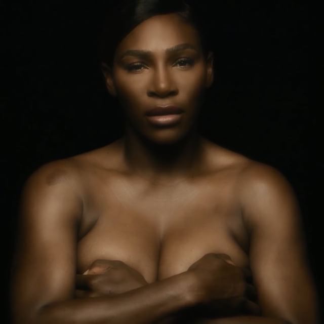 topless serena