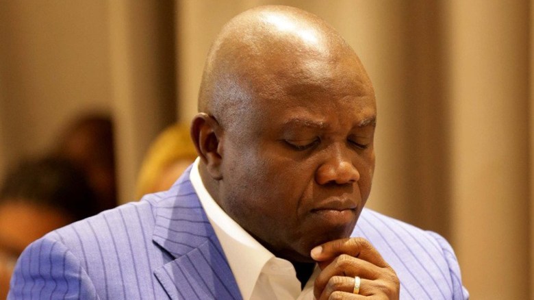 ambode bows