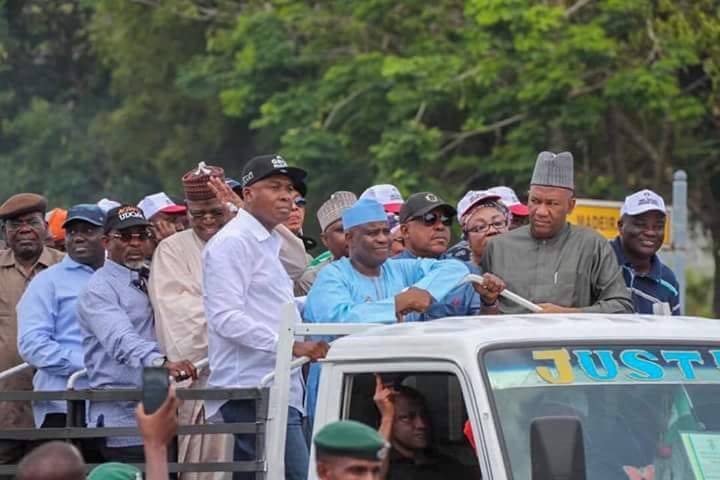 saraki others protest at inec