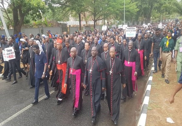 Catholic-church-members-protest-against-killings-of-Nigerians3